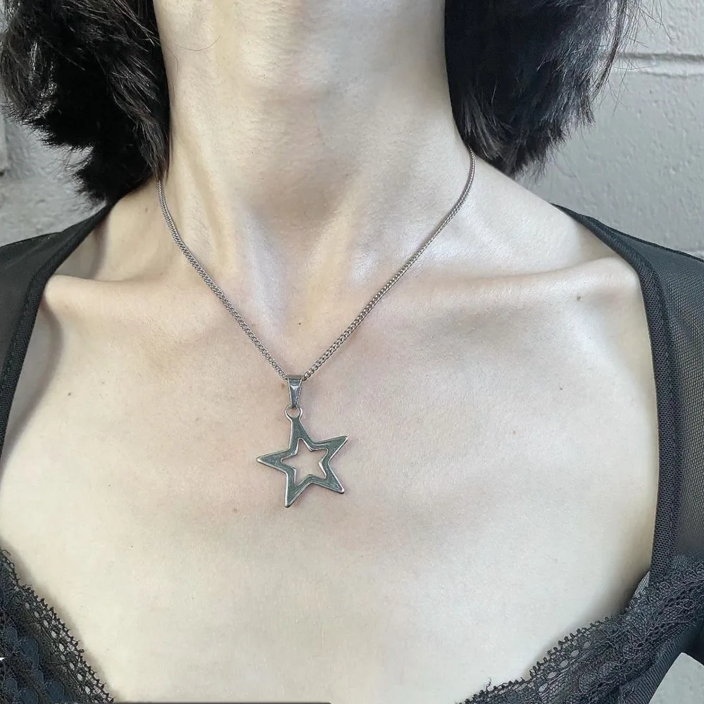 Y2k Simple Hollow Out Five-pointed Star Pendant Necklace for Women Men Stainless Steel Collar Chain Jewelry Gifts Does Not Fade