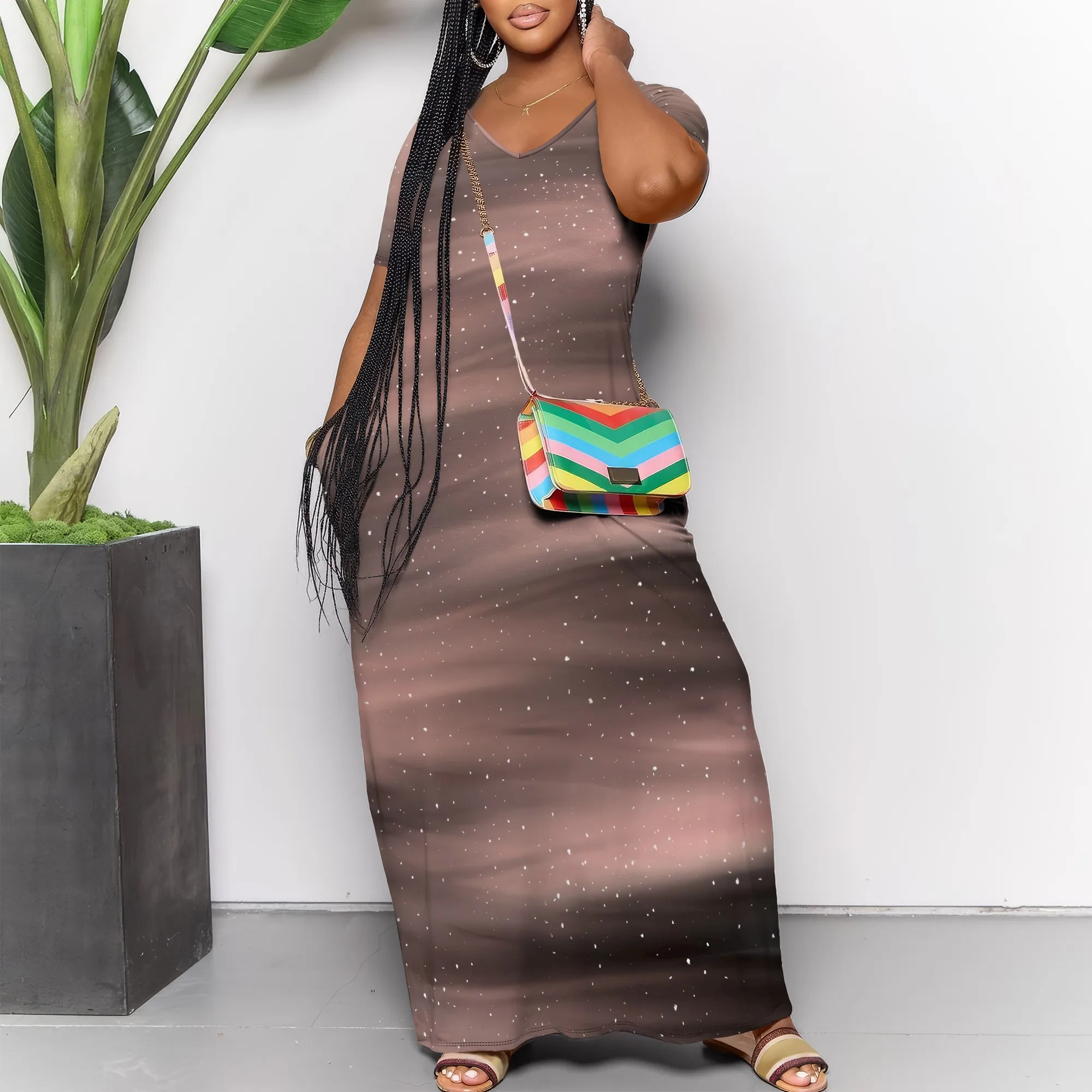 

Ombre Coffee V-Neck Maxi Dress Short Sleeve Starry Gradient Loose Casual Look
