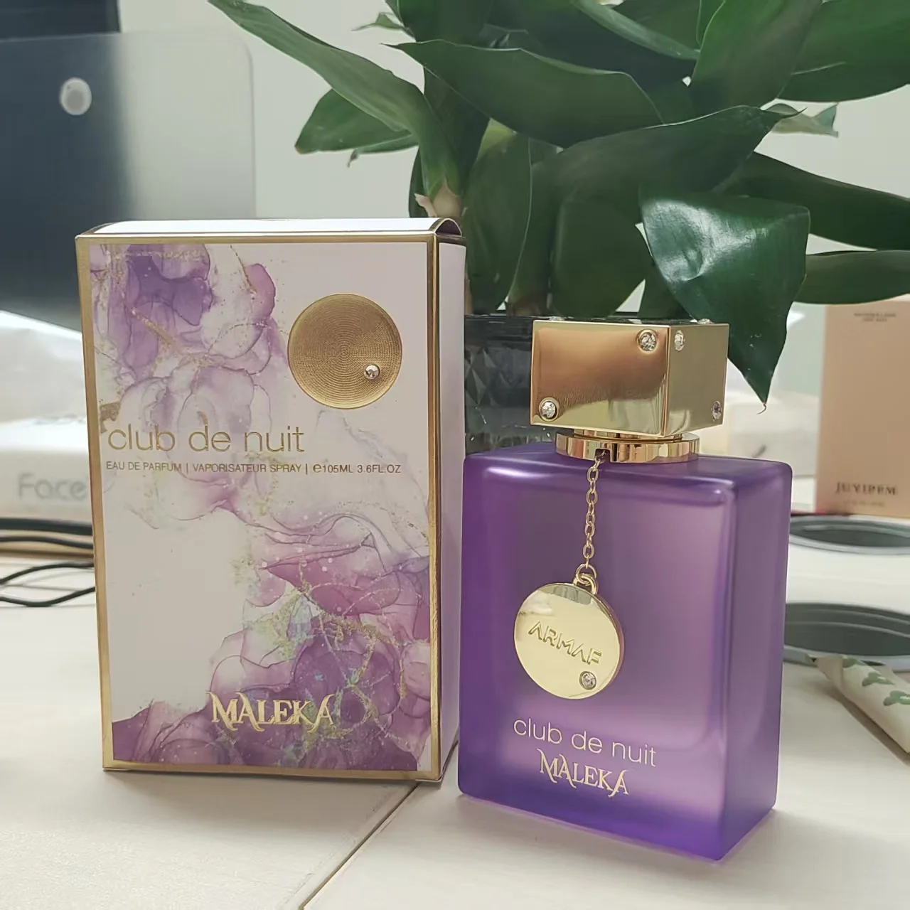 

Club d Nuit Maleka Women's Light essence spray, purple 3.6oz, perfume suitable for daily use or special occasions