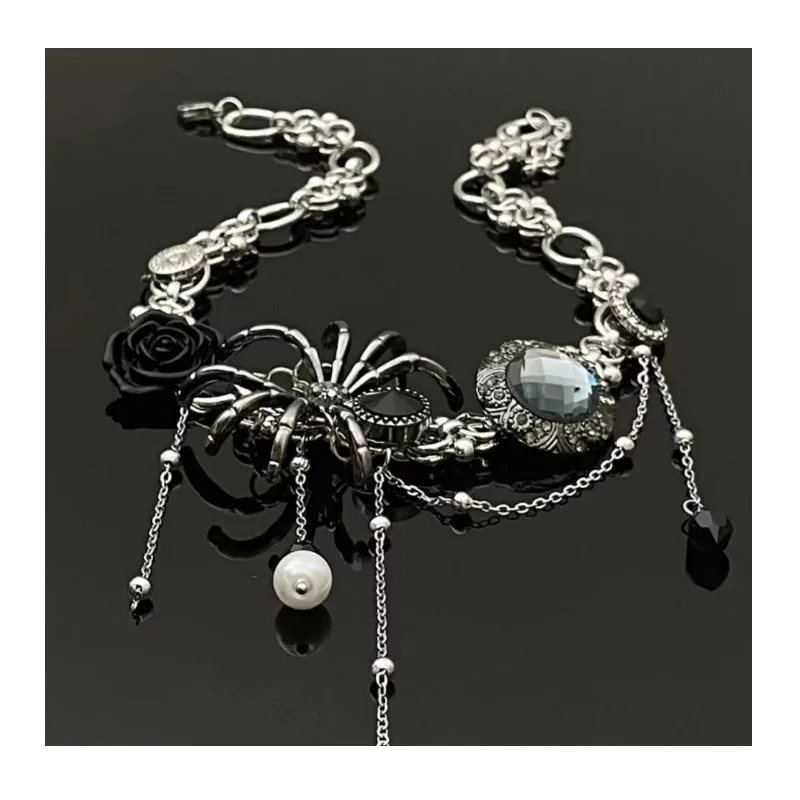 

Spider Button Rose Fringed Necklace Niche Heavy Industry Punk Design Sweet Cool Fashion Versatile Collarbone Chain