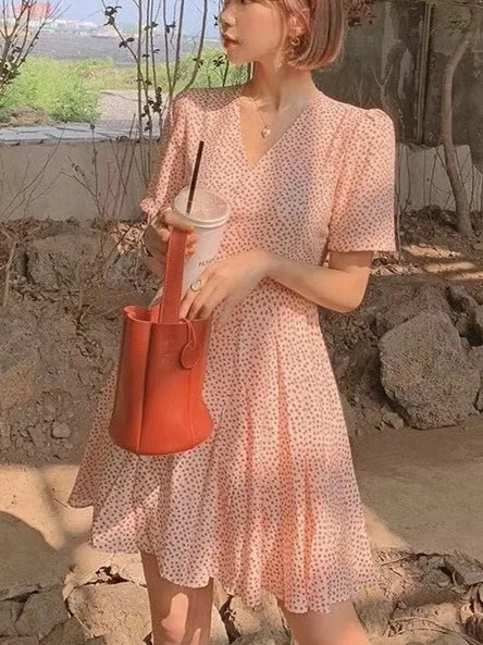 동대문 V넥 플로럴 프린트 버블 소매 드레스 출퇴근룩 반팔 여성 원피스 중국풍 여름 2025