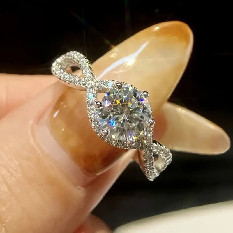 

Сверкающее D VVS1 6,5 мм круглое обручальное кольцо с муассанитом, классическое женское кольцо из чистого серебра 925 пробы с шестью зубцами для свадебных украшений