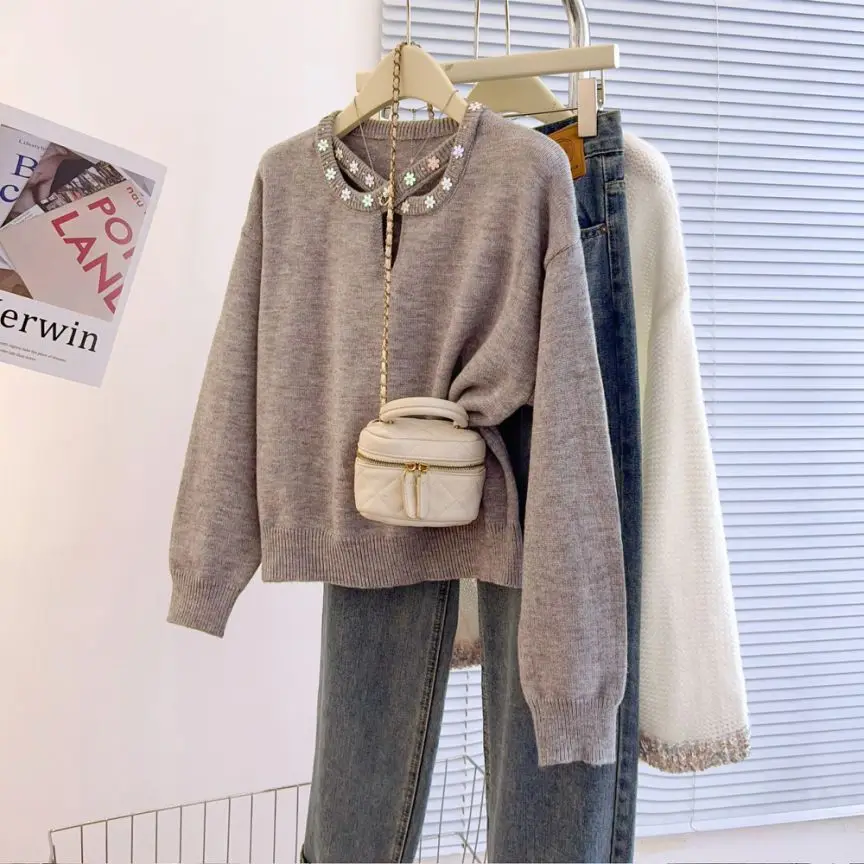 

Women's Beading Flower Sweater Y2k Korean Autumn Winter Soft Glutinous Pullover Knitted Tops Fashionable Clothing F157