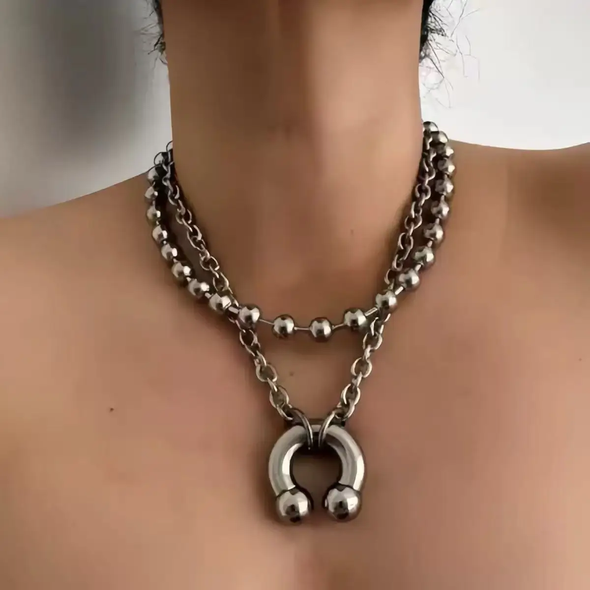 Men's and Women's Hip-Hop Trend Stainless Steel Necklace, Exaggerated punk Metal Necklace, Unique and Creative Design