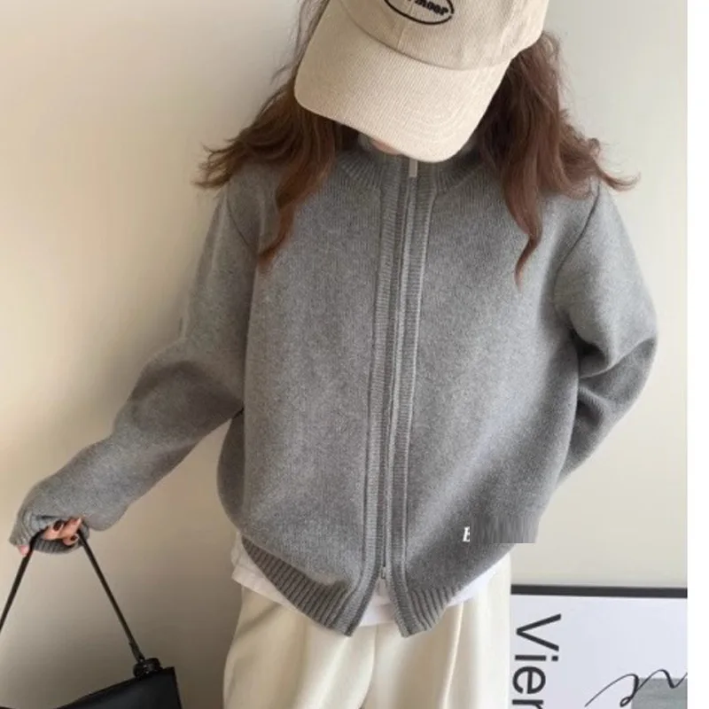 New Spring and Autumn High-end Fashion with Zipper Cardigan, Lazy Style, White High Neck Sweater Jacket, Women's Top