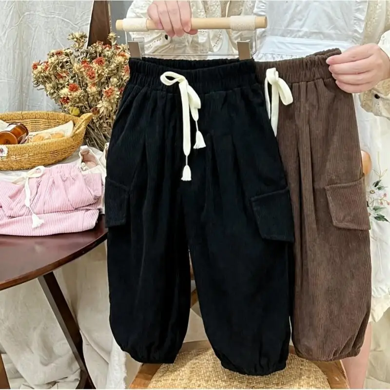 ملابس أطفال خريف جديدة لعام 2025 للأولاد والبنات سراويل البضائع على الطراز الكوري اللطيفة والوسيم سراويل فضفاضة غير رسمية متعددة الاستخدامات #2