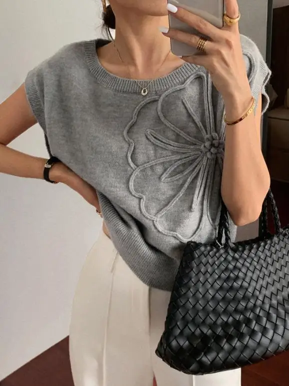 

Women's Leisure Vacation Solid Color Sweater T-Shirt Vest Top Autumn Winter Clothing 2025