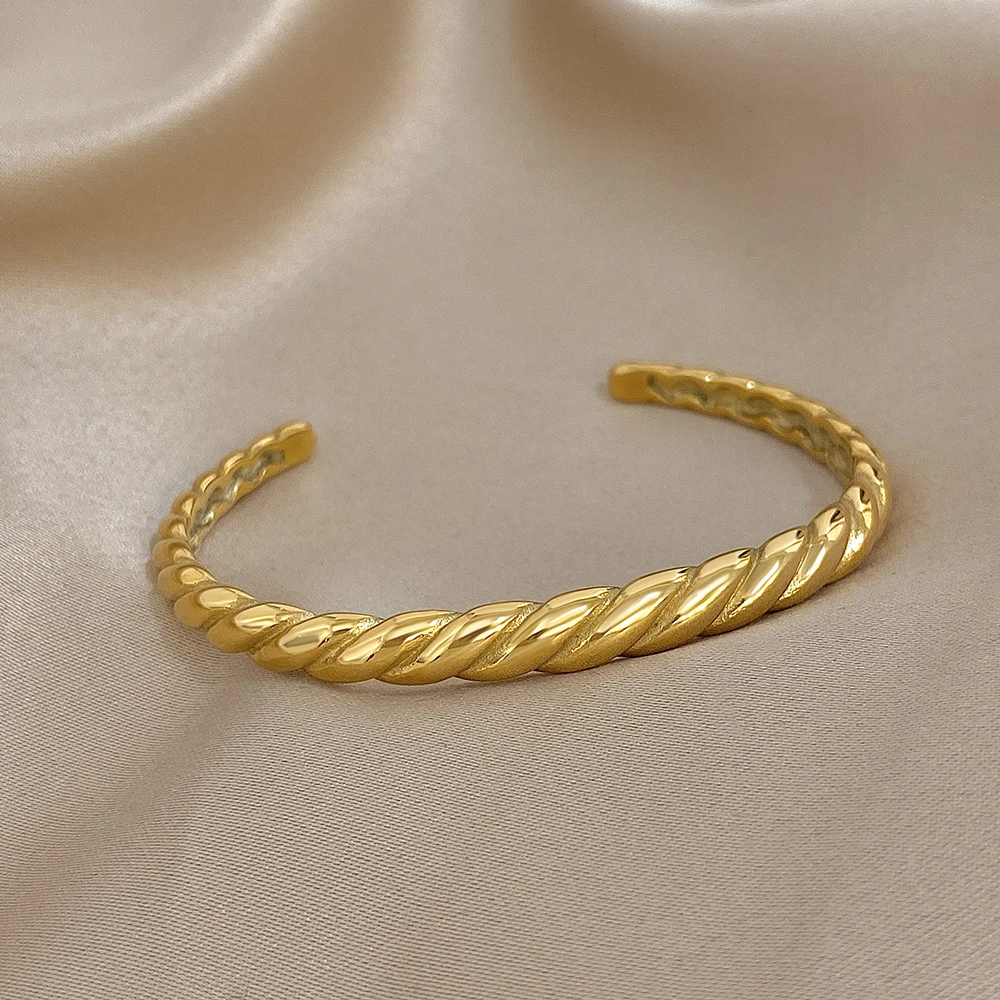 DODOHAO الحد الأدنى الفولاذ المقاوم للصدأ المفتوحة الإسورة سوار المرأة 2026 العصرية غير النظامية الذهب اللون الكفة سوار مجوهرات مقاومة للماء #4