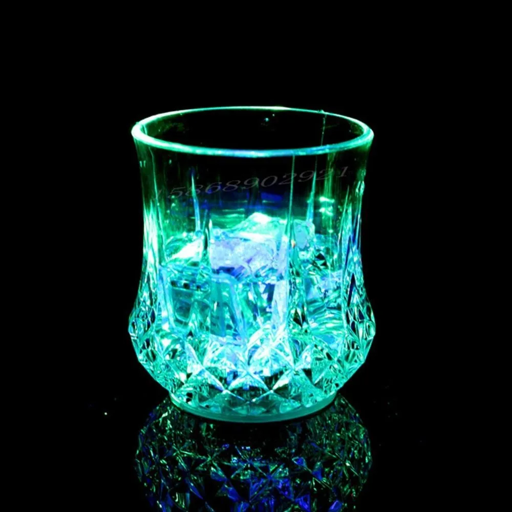 Mini LED Flashing Plastic Beverage Wine Drink Cup Home Bar Decorative Party Club Mug Color Flashing Light Whisky Mug Drinkwares