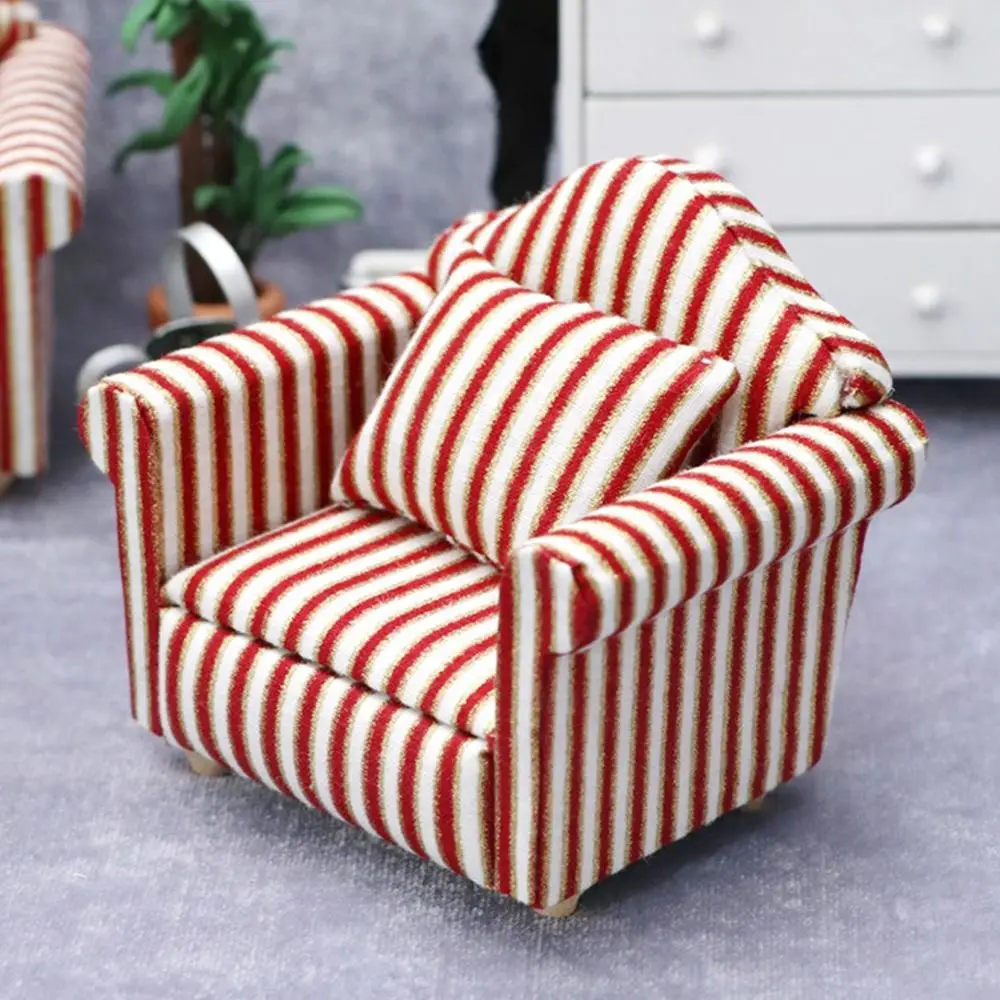 Quality Accessories Miniature 1/12 Dollhouse Dollhouse Sofa Cushion Wooden Table Table Furniture   House Decoration