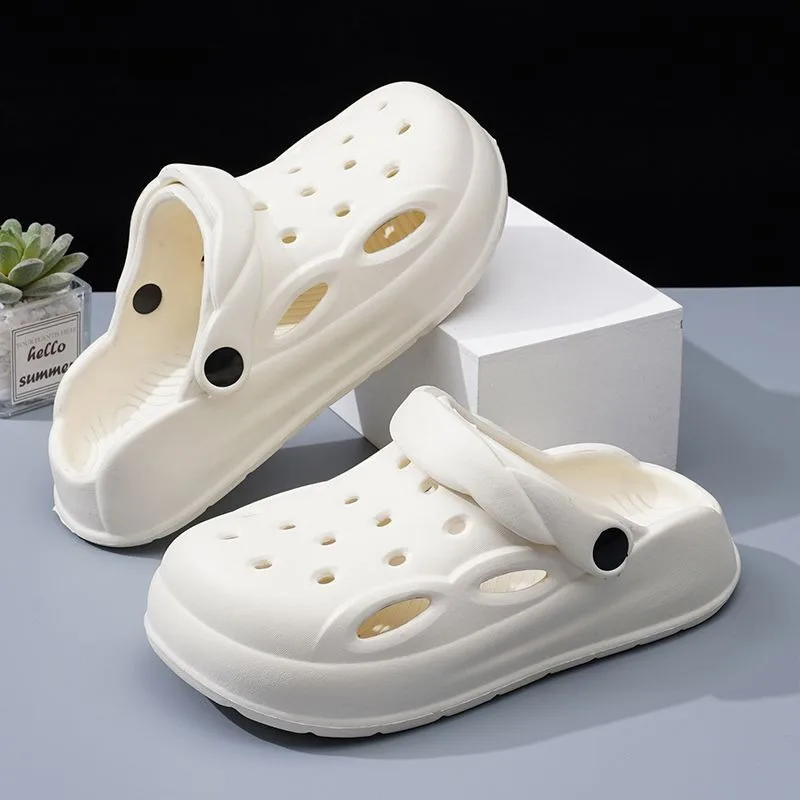 

2026 Summer Girls' Protective Toe Cap Sandals Non Slip Durable Breathable Odor Resistant Kids' Beach Shoes