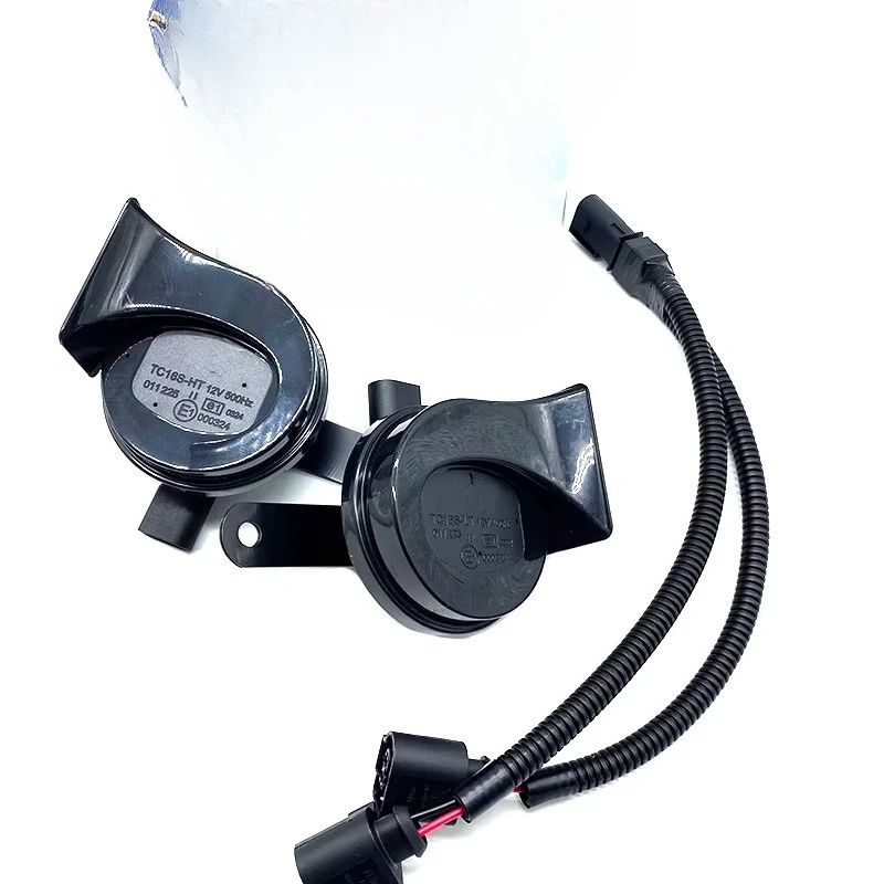 

Для Volkswagen Lavida, ID.3, ID.4, ID.6X, Jetta, VS5, VS7: Обновление с водонепроницаемыми 12В динамиками «Улитка»