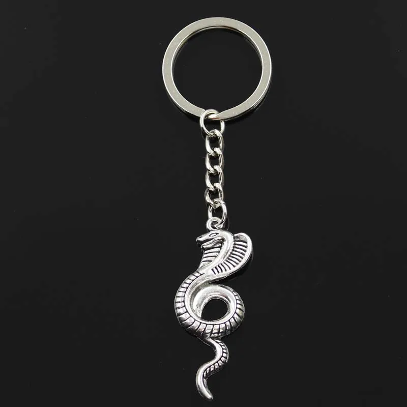Moda brelok 49x19mm król Cobra wąż brąz kolor srebrny wisiorki DIY mężczyźni biżuteria brelok do kluczyków do samochodu uchwyt pierścieniowy pamiątka prezent