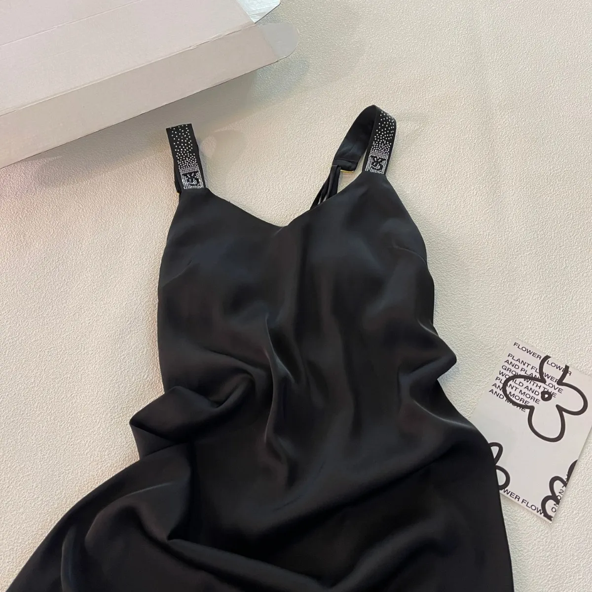 Lencería Sexy de Seda Fría para Mujer, Estilo 2025, con Relleno en el Pecho, Ropa de Dormir de Gran Tamaño, Estilo Pure Desire