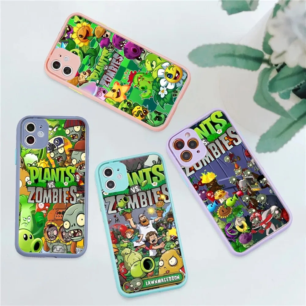 Game Plants Vs Z-Zombies Phone Case for iPhone 14 11 12 13 Mini Pro Max 8 7 Plus X XR XS MAX Translucent Matte Cover