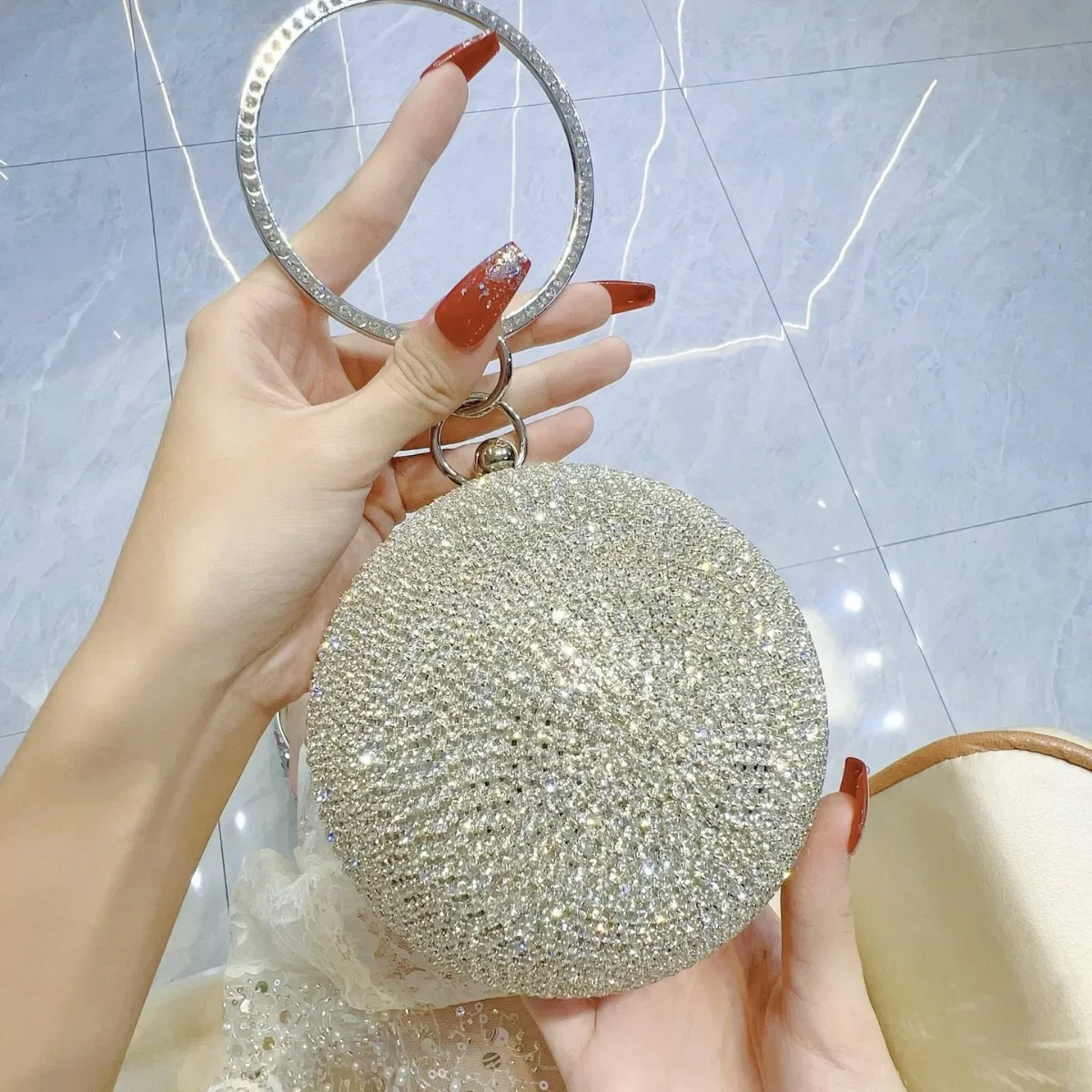 

Женские вечерние сумки для банкета и вечеринки, круглые сумки со стразами, золотые, серебряные, маленькие сумки-клатчи для женщин, светская сумка на плечо