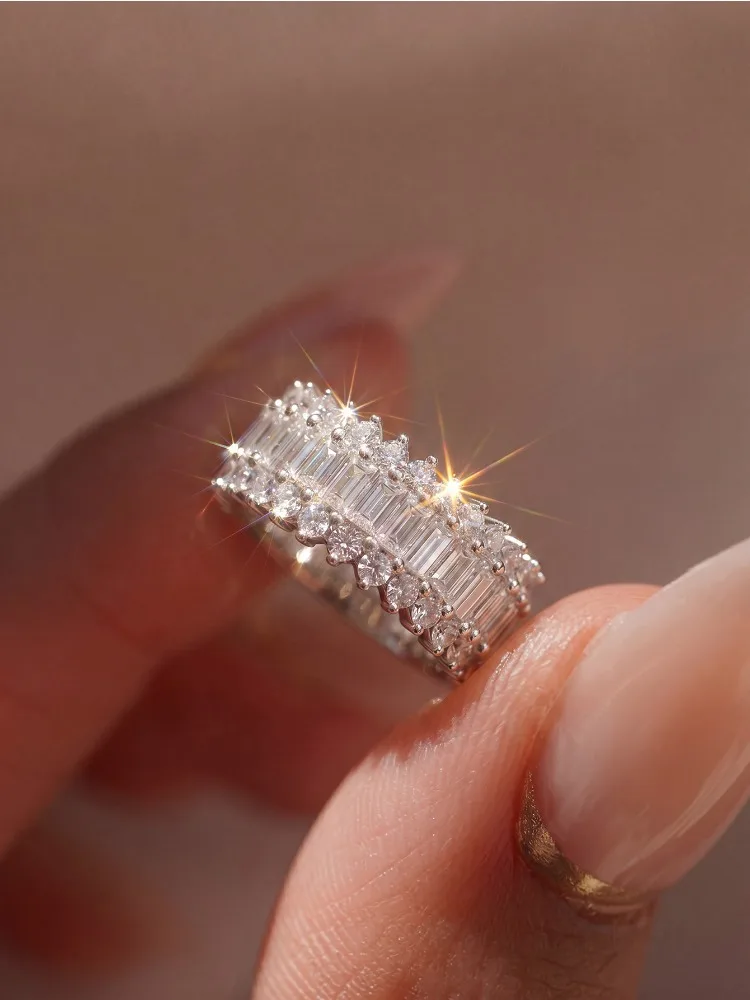 925 Sterling Silber Klassischer Breiter Ring mit Vollbesatz aus Zirkonia für Damen, Verlobung, Hochzeit, Luxusmode, Hochwertiger Edel-Schmuck – Detail 2