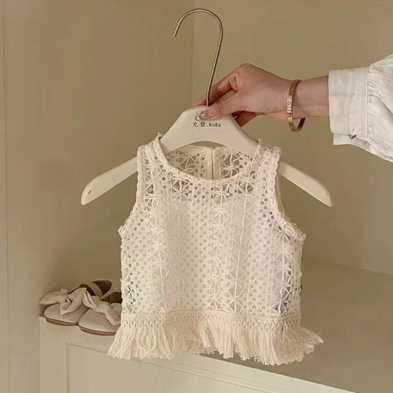 

Childrens Sets Girl Summer New Korean Baby Hollowing Out Vest Camisole Tops Jeans Three Pieces Sweet Simple