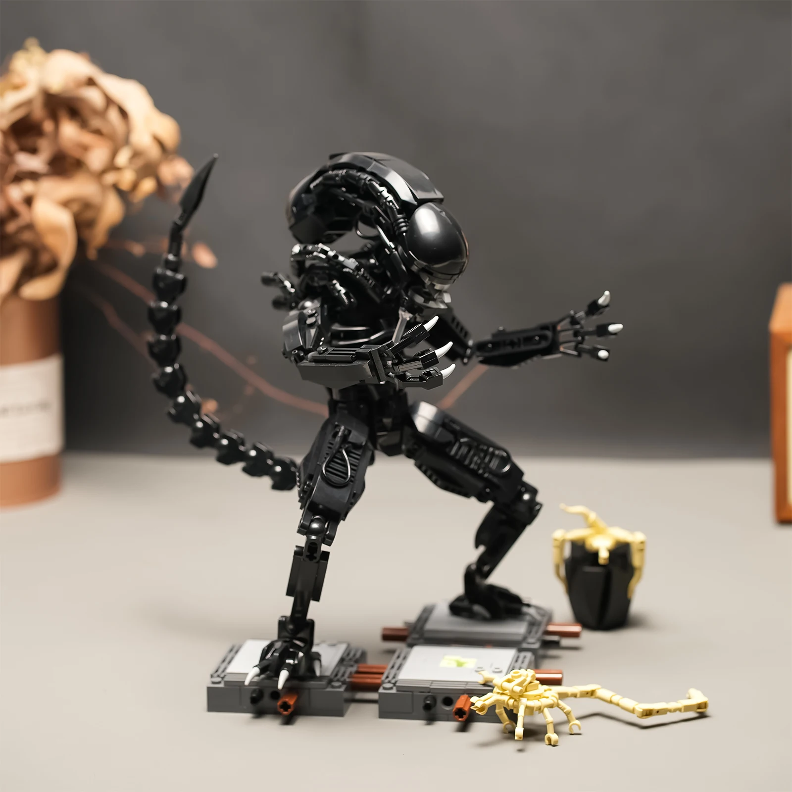 Xenomorph Action Figure Building Blocks Sets for Adults,Aliens