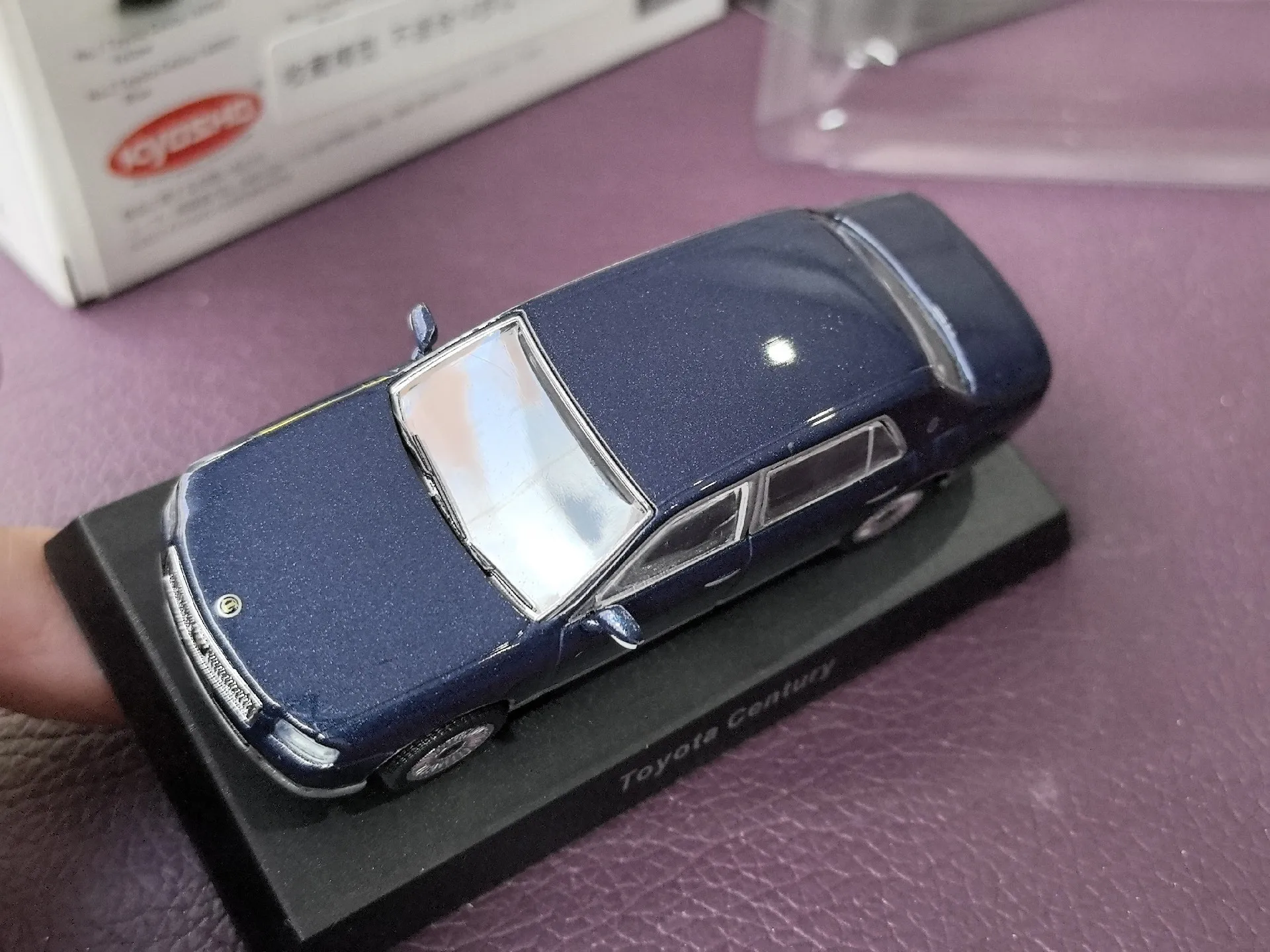 دييكاست كيوشو 1:64 مقياس تويوتا القرن سبيكة سيارة نموذج تحصيل لعبة هدية تذكارية عرض حلية