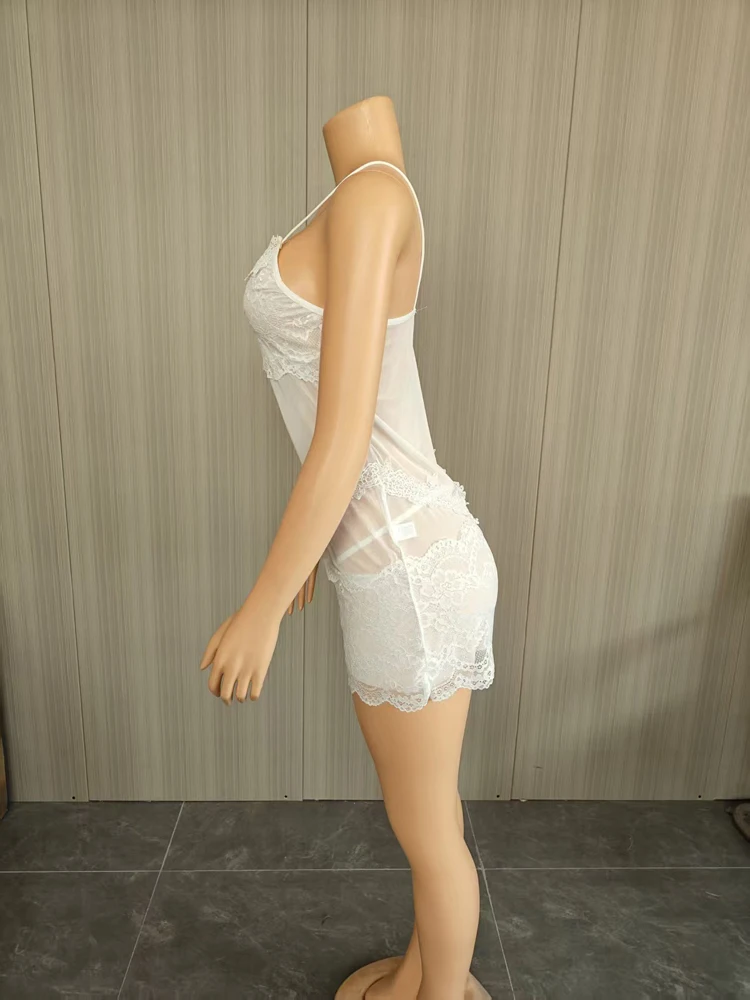 Sexy Spaghettiträger-Minikleid aus transparentem Mesh mit floralen Spitzenapplikationen, durchsichtiges, figurbetontes kurzes Kleid für Damen, Party- und Nachtclub-Outfit – Detail 12