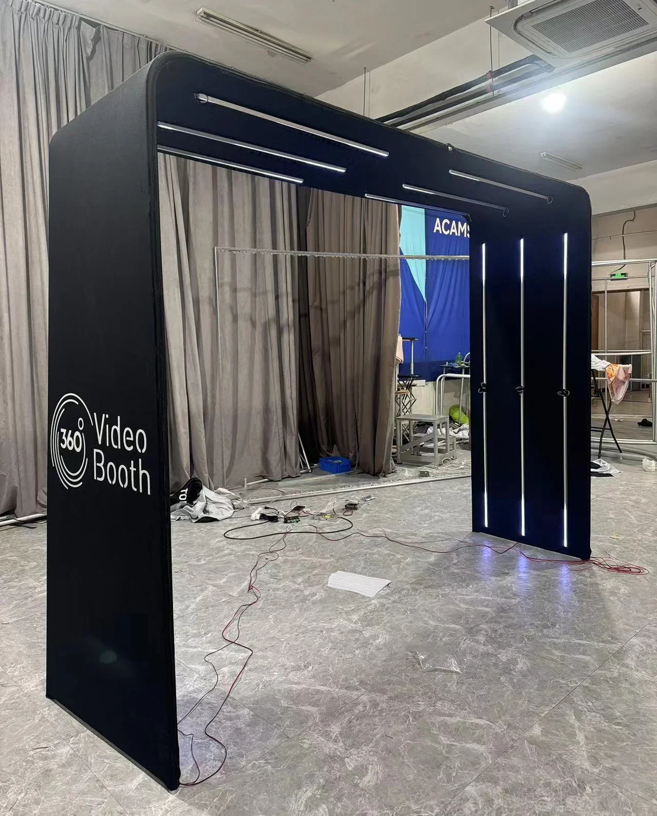 

Hanging Arch Backdrop Overhead Spinner 360 Photo Booth Portable Wedding Selfie Arm Machine with for Events