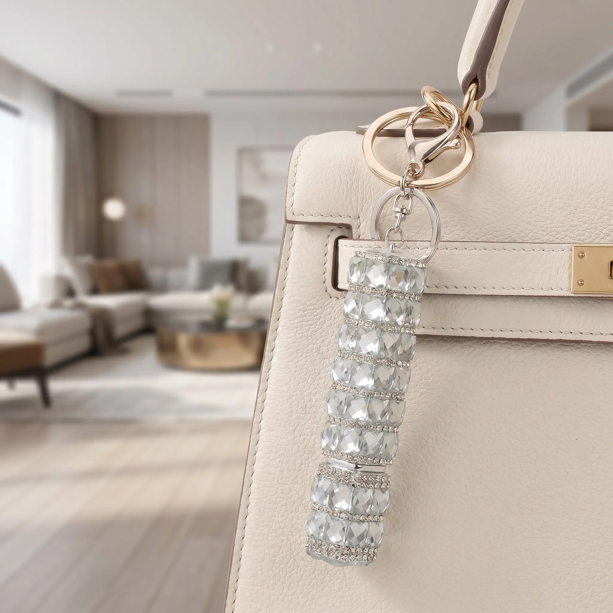 Rhinestone Perfume Bottle Keychain 10Ml Pink Travel-Sized Refillable Spray Atomizer Portable Fragrance Dispenser for Backpack