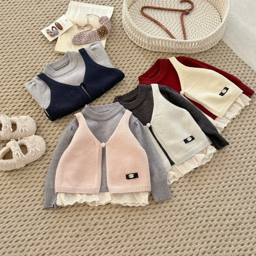 2026 Autumn and Winter New Girls' Sweater Pullover Knitted False Two-piece Skirt Round Neck