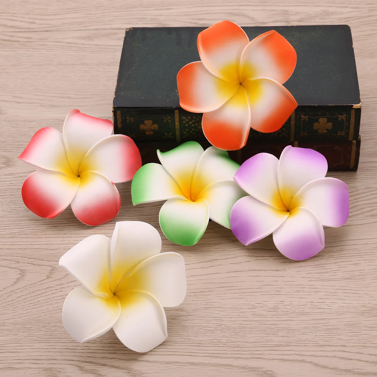 

12 Pieces Hawaiian Decorations Flower Garland Artificial Flowers for Hair Accessories Clips Travel Ornaments