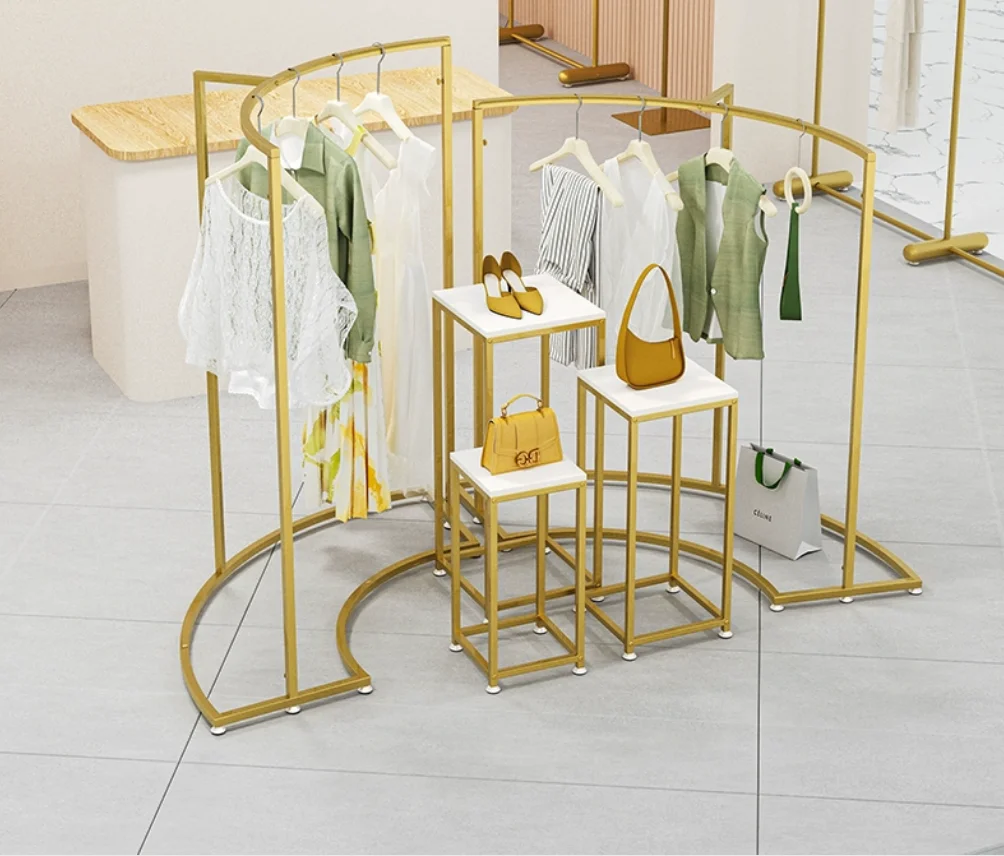 Clothing store display rack, iron gold, with curved clothing display shelves in the middle, women's clothing store hanging hange