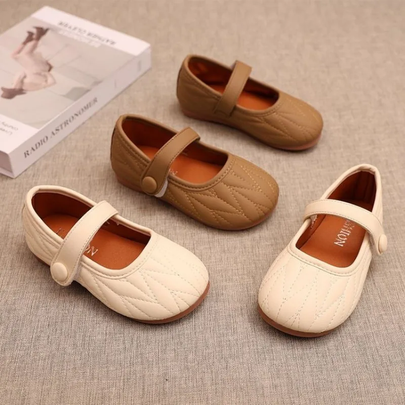 Girls' Mary Jane Casual Flat Shoes Soft Rubber Non-Slip Sole - Girls Princess Style Casual Dress Shoes Suitable Spring Autumn