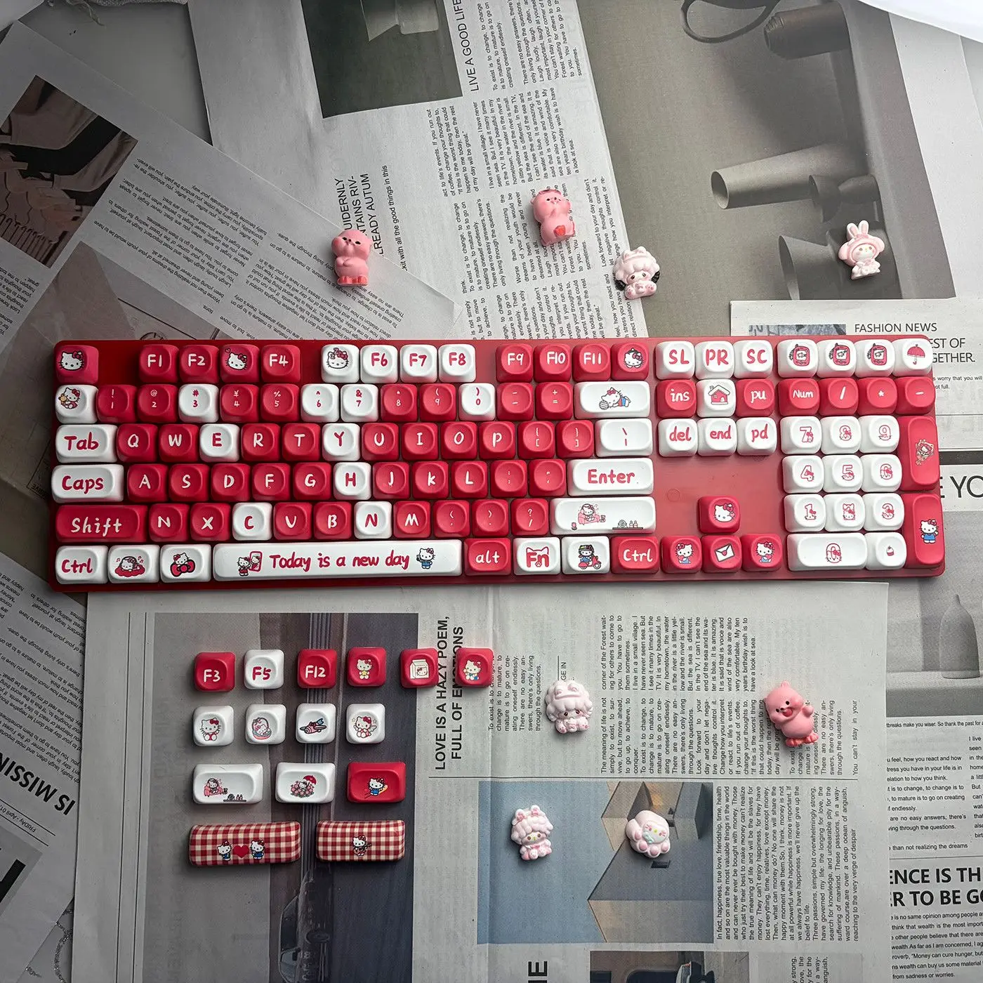 Fashion Kawaii Sanrio Hello Kitty Red Gingham Pbt Keycaps, Moa Height Cute Anime Custom Keycaps for Mechanical Gaming Keyboard view 6