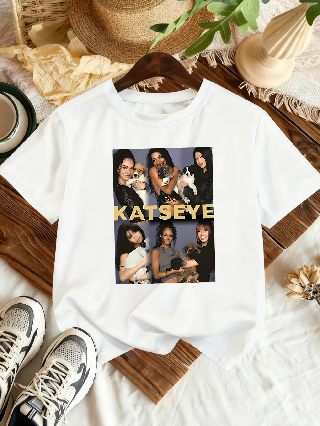 Lässiges Mädchen-T-Shirt mit Rundhalsausschnitt und „KATSEYE“-Aufdruck, kurzärmlig, Sommermode, perfekt für Outdoor-Aktivitäten, Freizeitkleidung