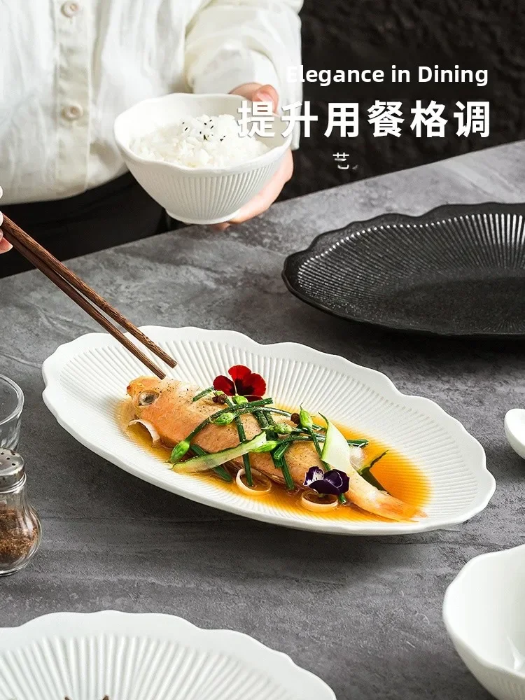 White Ceramic Fish Plate Oval Shape Steam Fish Dish for Home And Hotel Large Size Commercial Use Creative Design 12 Inches