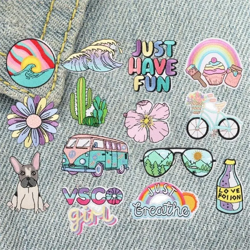 A0KE Flowers Iron O… - image