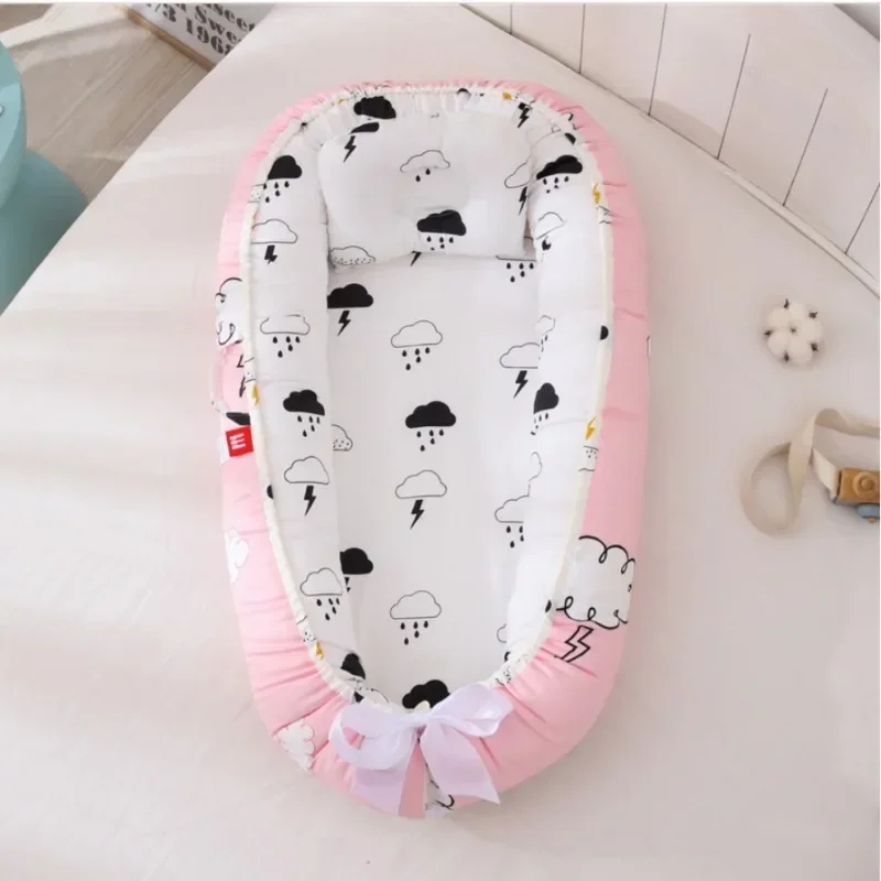 Breathable Cotton Removable and Washable Portable Crib Mid-bed Bionic Baby Nest Baby Pillow Travel Crib