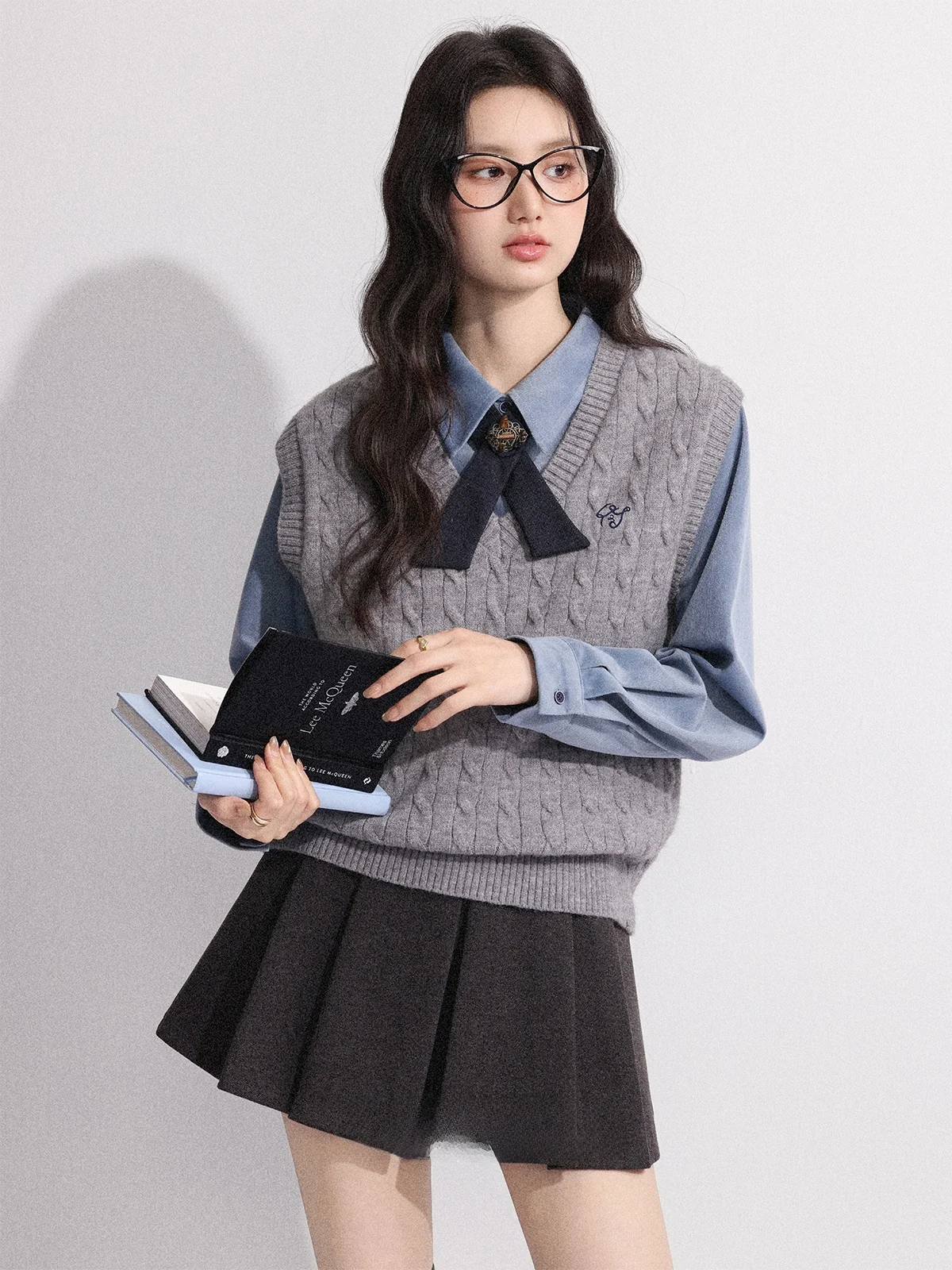 Blue Knitted Base Layer irt And Vest Set with Skirt for Women Autumn Winter New Sle College Sle Tee Piece Suit