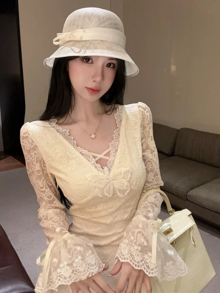

Princess Style Lace Trim Long Sleeve V-Neck Bodycon Dress Women's Autumn Winter Sexy Pure Desire Bell Sleeve Dress