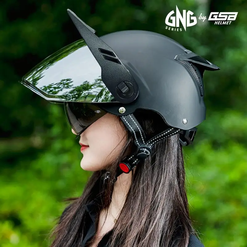 

GSB Motorcycle Helmet Lightweight Sun and Rain Protection Large Tail Wing Detachable Brim Color Lenses Motorcycle Accessories