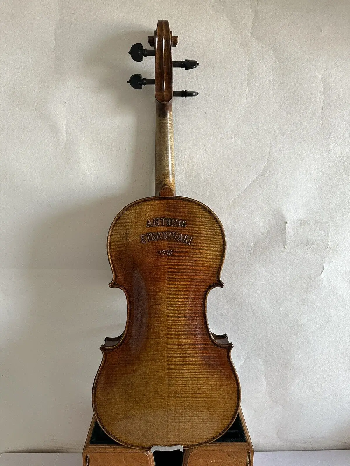 4/4 violin Stradi Model 1716 flamed maple back spruce top hand carvedK3200