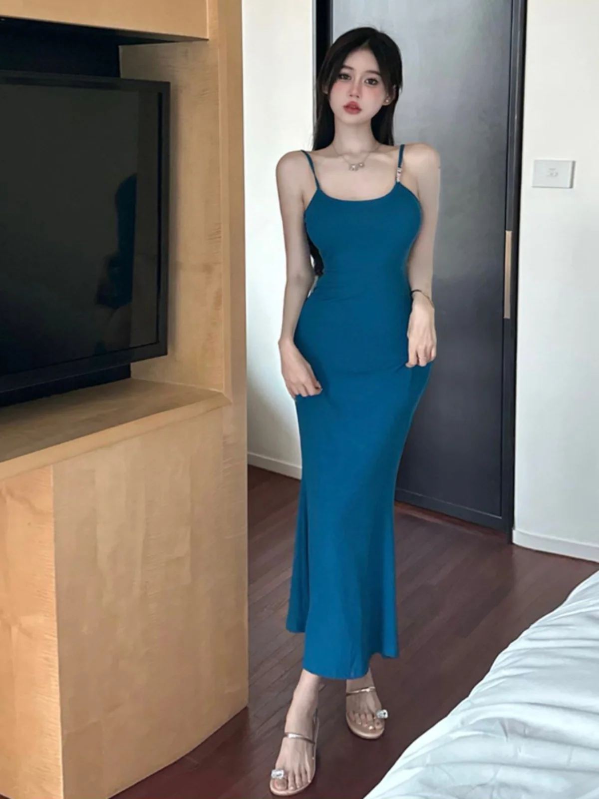 

Элегантное сексуальное длинное облегающее платье-русалка Pure Desire с эффектом стройности, без бретелек, с корсетным лифом, приталенное, подчеркивающее бедра