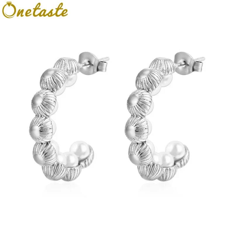 

925 Sterling Silver Shell Pearl Puffy Charlotte Hoops Earrings For Women Trendy C-type Piercing Earrings Korean Style Her Gifts