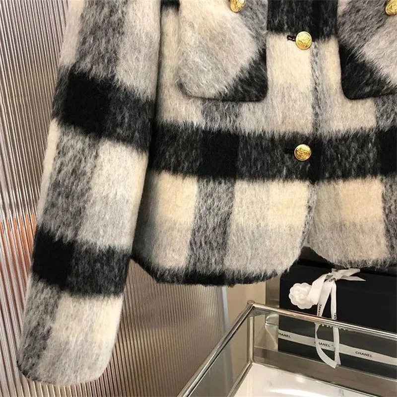 High-grade Women Long Sleeves Woolen Tops Coat Retro Ladies Loose Plaid Woolen Jacket Feminine Fashion Round Neck Short Outerwea