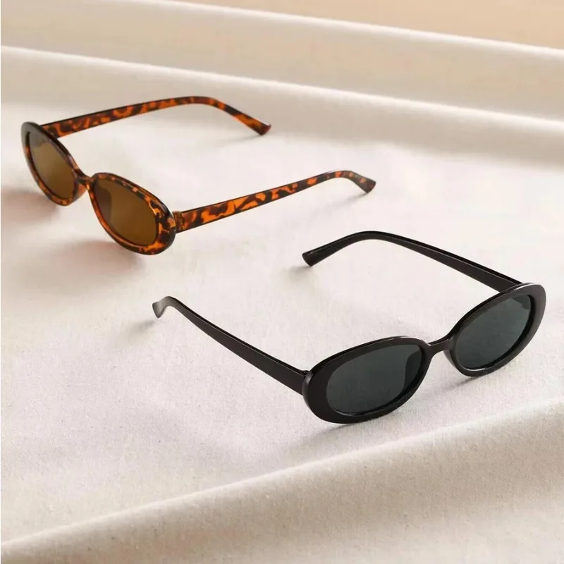 ヴィンテージオーバルサングラス女性の高級ブランドデザイナー小 - Women'S Fashion Reading Glasses のレビューと価格