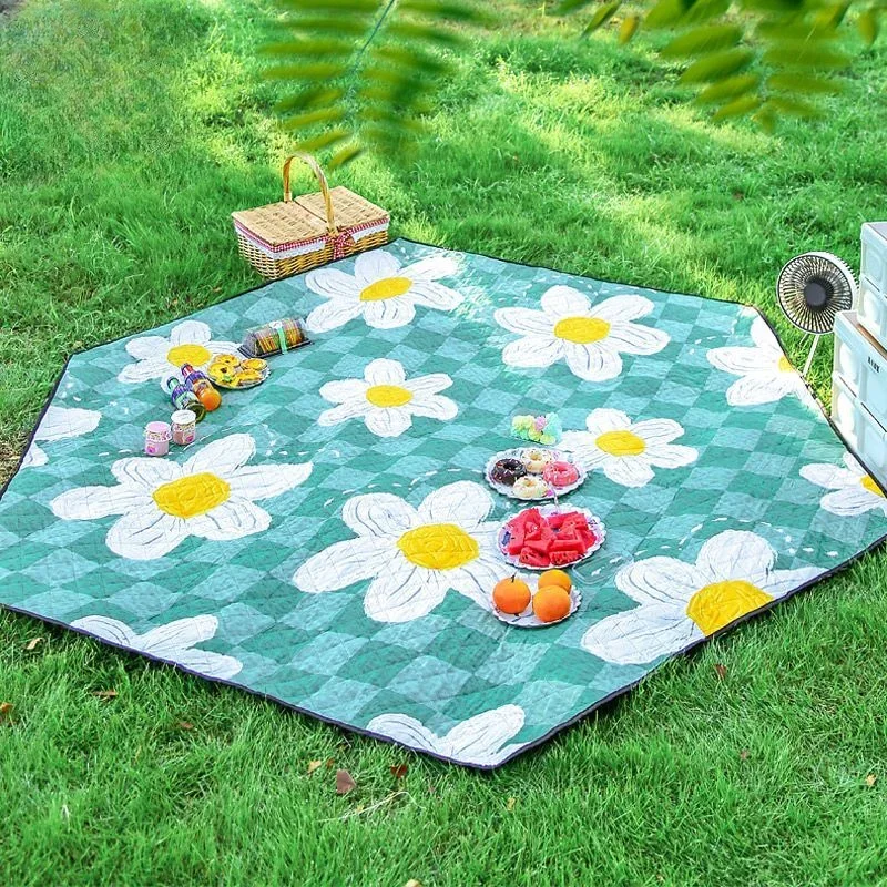 

Thickened Hexagonal Picnic Moisture Proof Mat Machine Washable Camping Spring Outing Tent Mat Sports Hexagonal Camping Mat