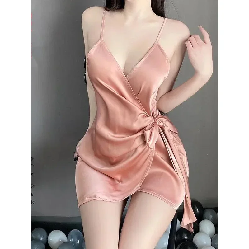 Nouveau tempérament Satin à lacets sangle suspendue Sexy col en v coupe ajustée cravate mince couleur unie à lacets robe de mode asymétrique