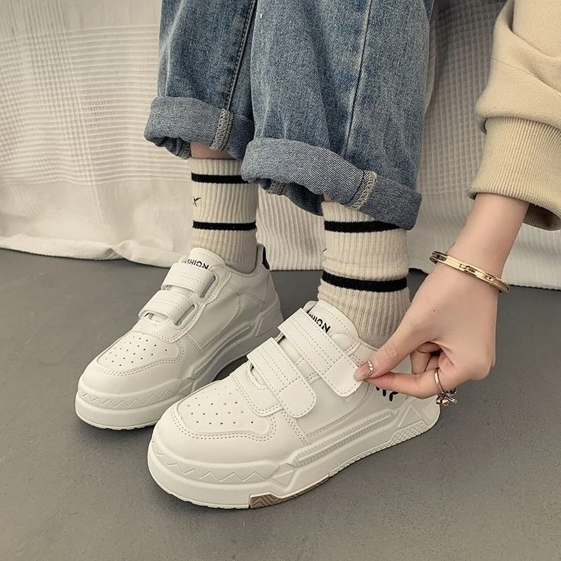 

2025 Spring Korean White Sneakers Comfortable Flat Magic Velcro Student Shoes Breathable Casual Sneakers for Women​