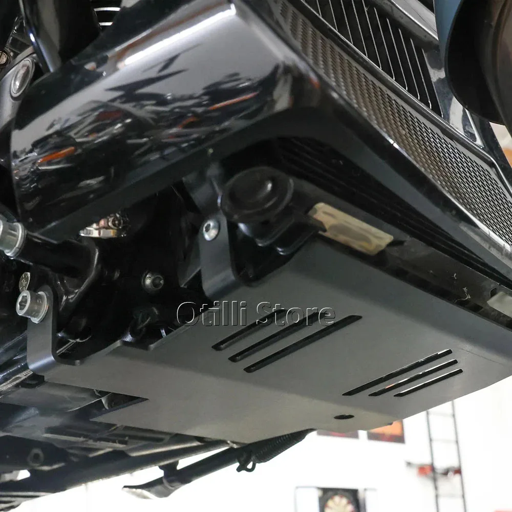 2024 2025 Street Glide FLHX Zubehör Unterfahrschutz Unterer Motor-Chassisschutz Neues Motorrad für CVO Road Glide FLTRXSE
