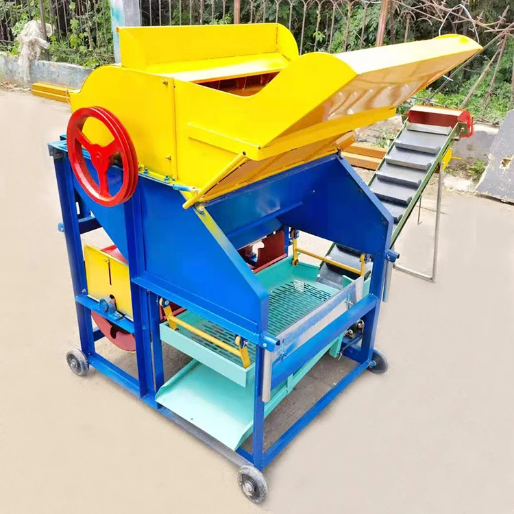 

Wholesale Price Dry Wet Peanut Picking Machine/power diesel Peanut Harvesting Machine