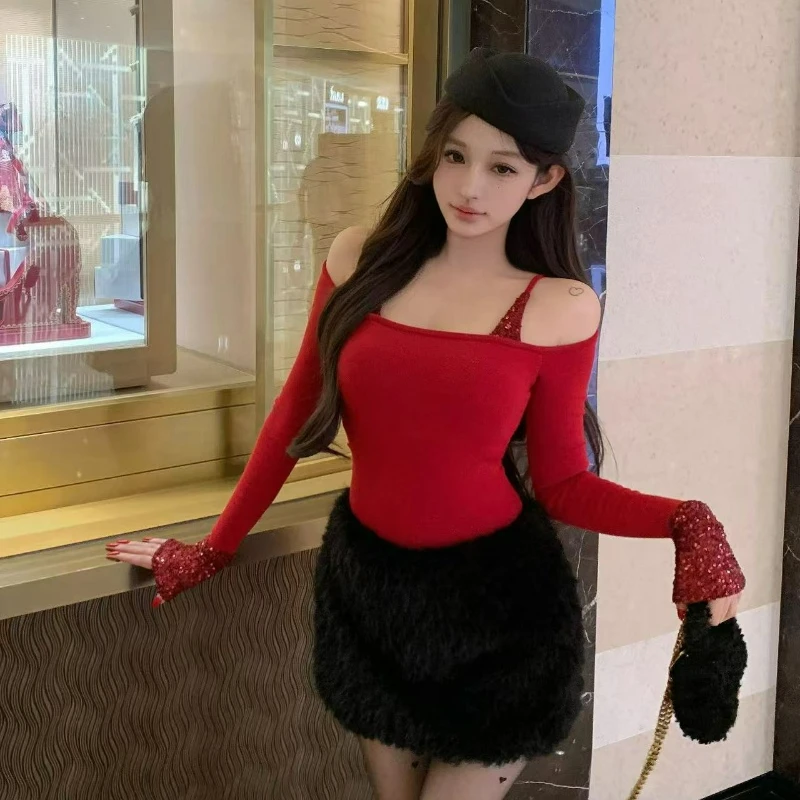 

Spicy Girl Christmas Red Cinched Waist Top Patchwork Sequined One-shoulder Long-sleeved T-shirt for Women 2026 Autumn/Winter